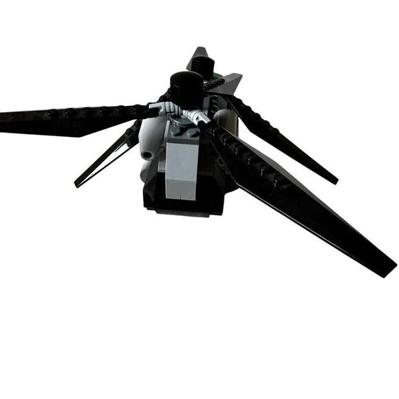 LEGO Super Heroes: Black Widow's Helicopter Chase (76162) - Picture 4 of 8